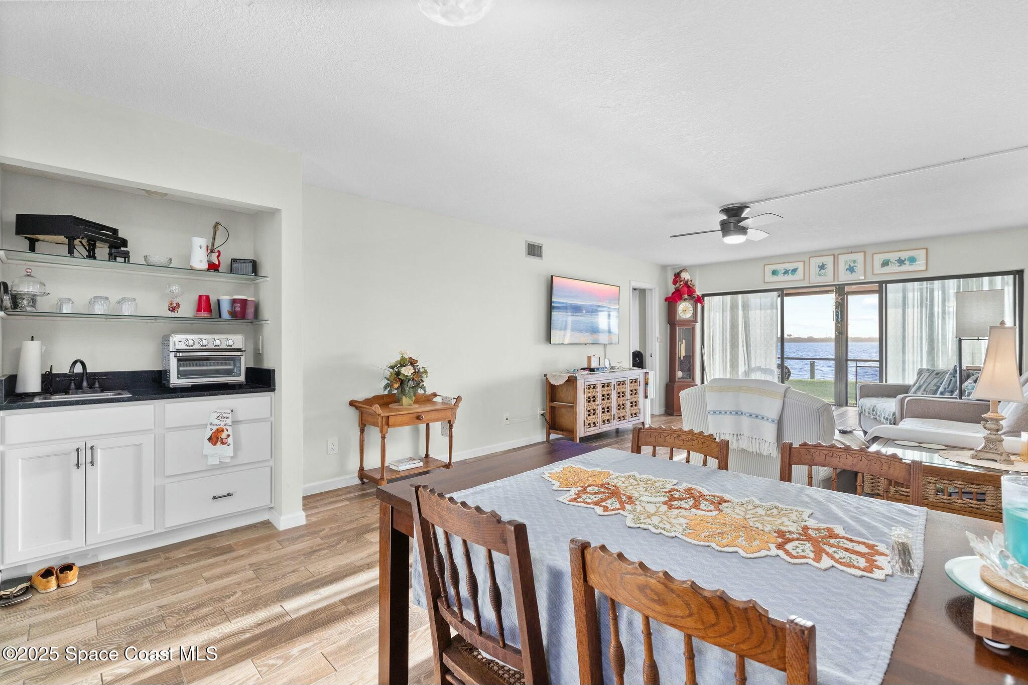 200 S Sykes Creek Parkway, 106