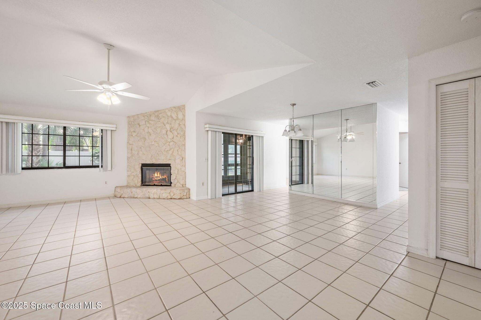 787 Greenwood Manor Circle, 14