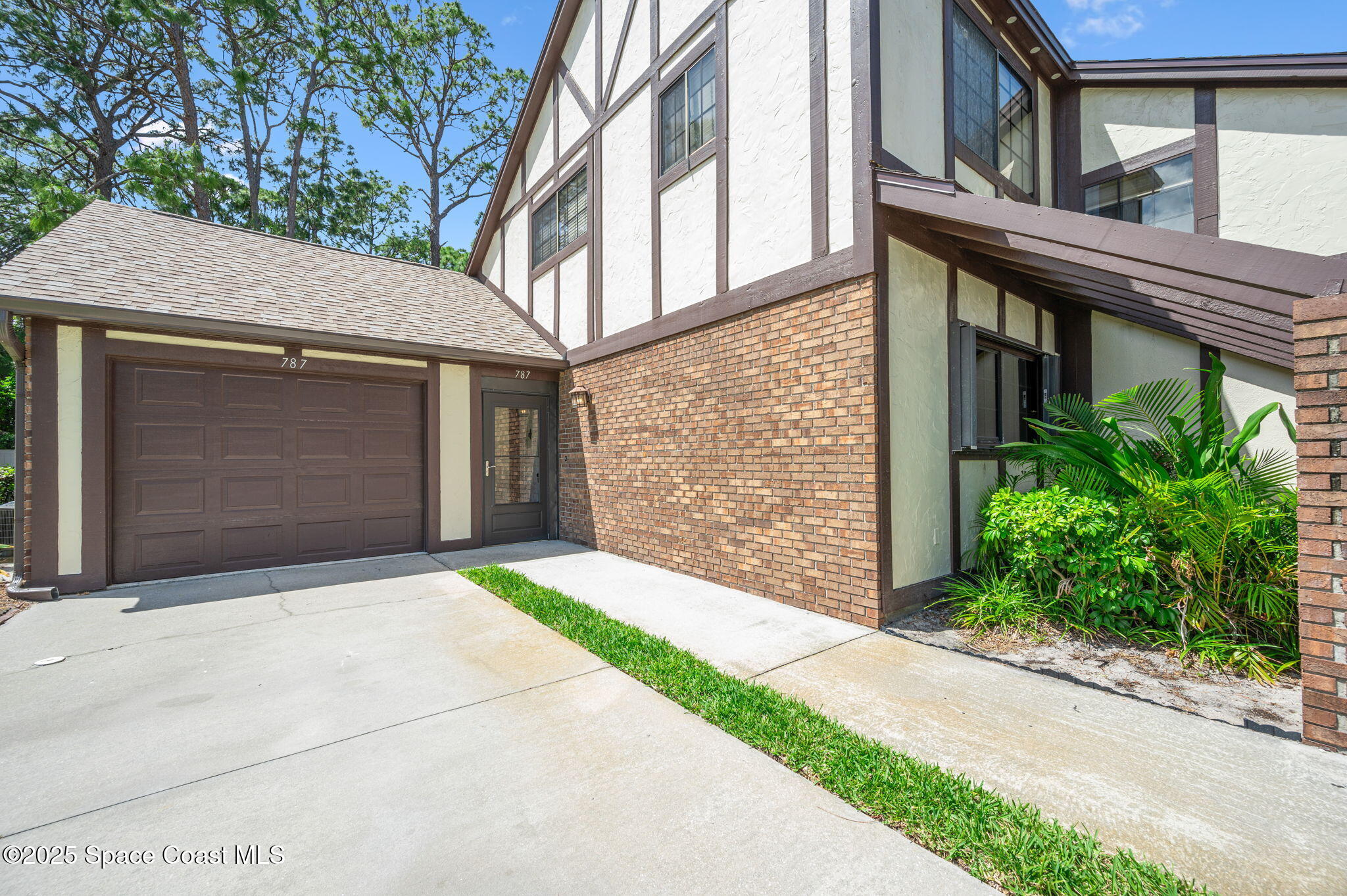 787 Greenwood Manor Circle, 14