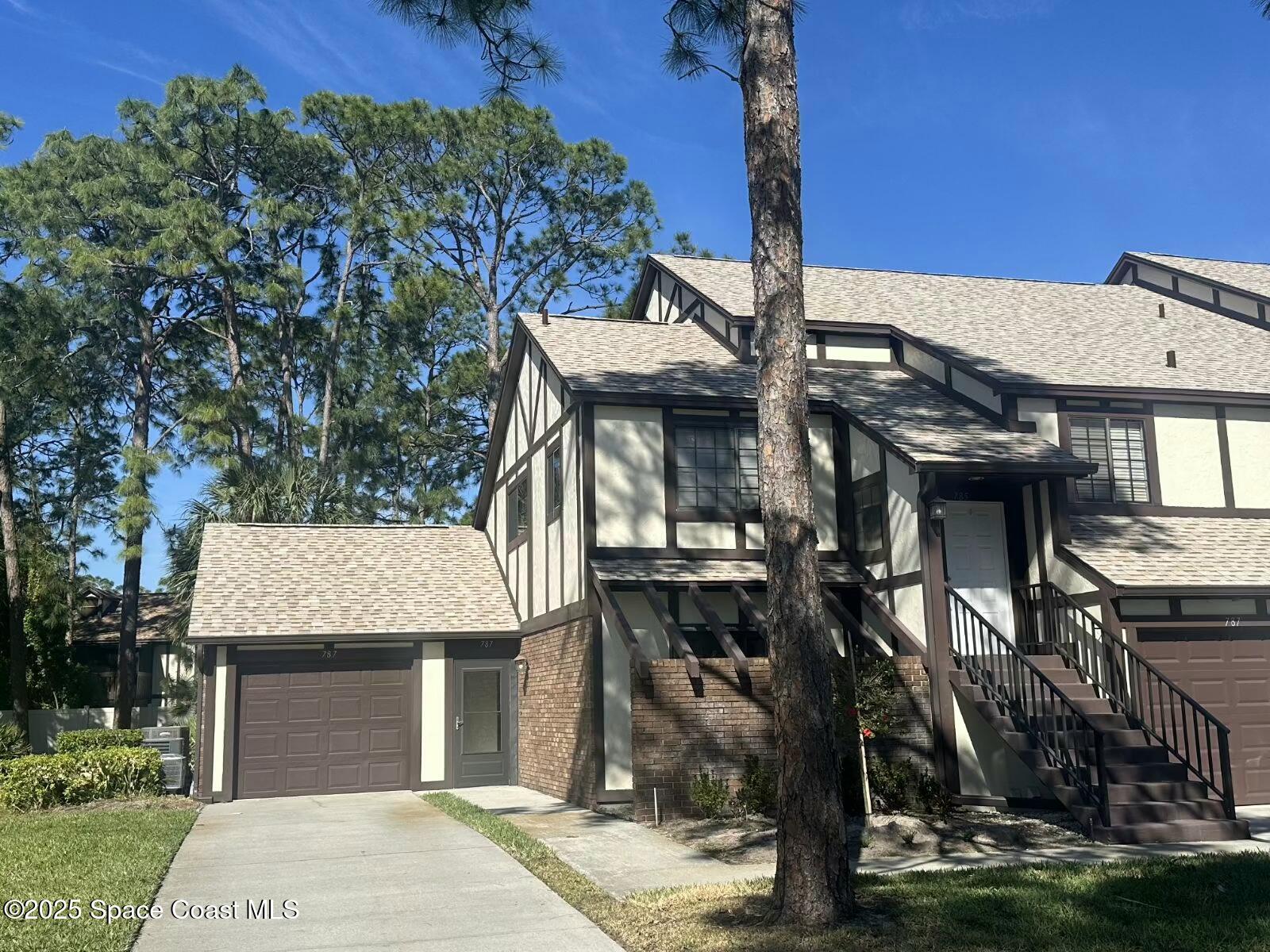 787 Greenwood Manor Circle, 14