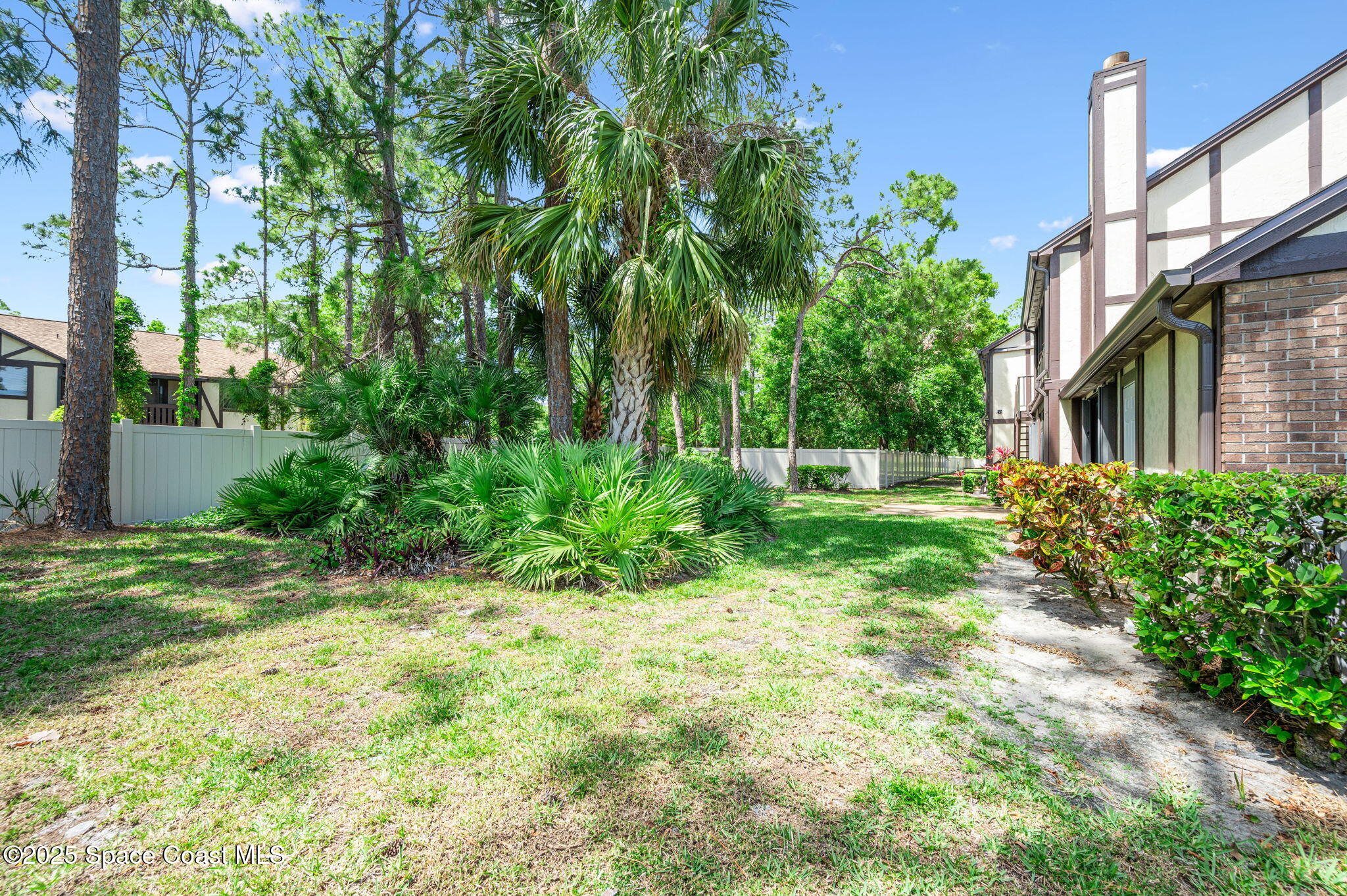 787 Greenwood Manor Circle, 14