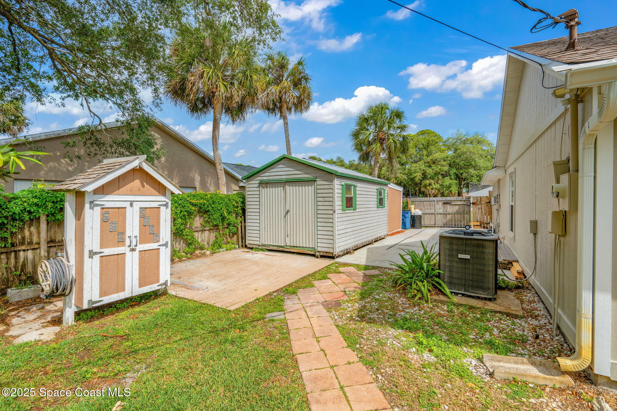 1201 Buffing Circle SE