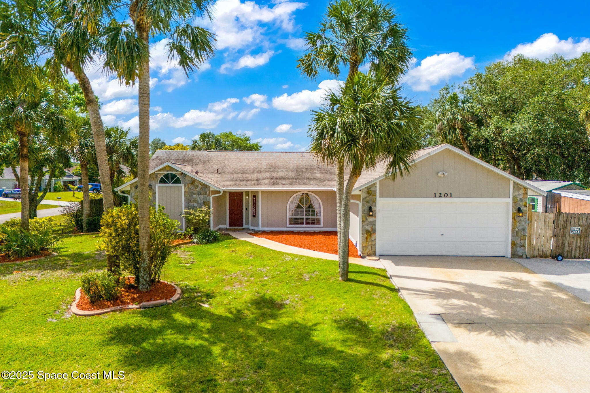 1201 Buffing Circle SE