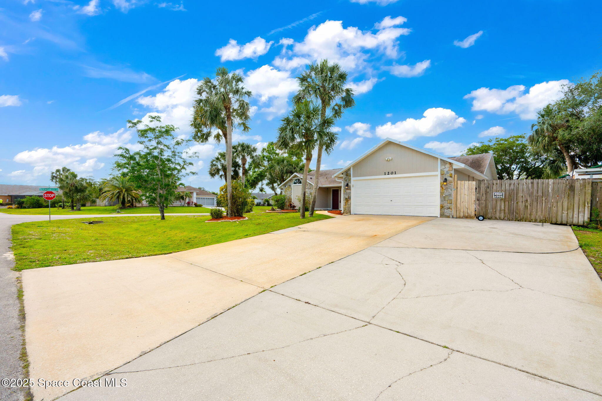 1201 Buffing Circle SE