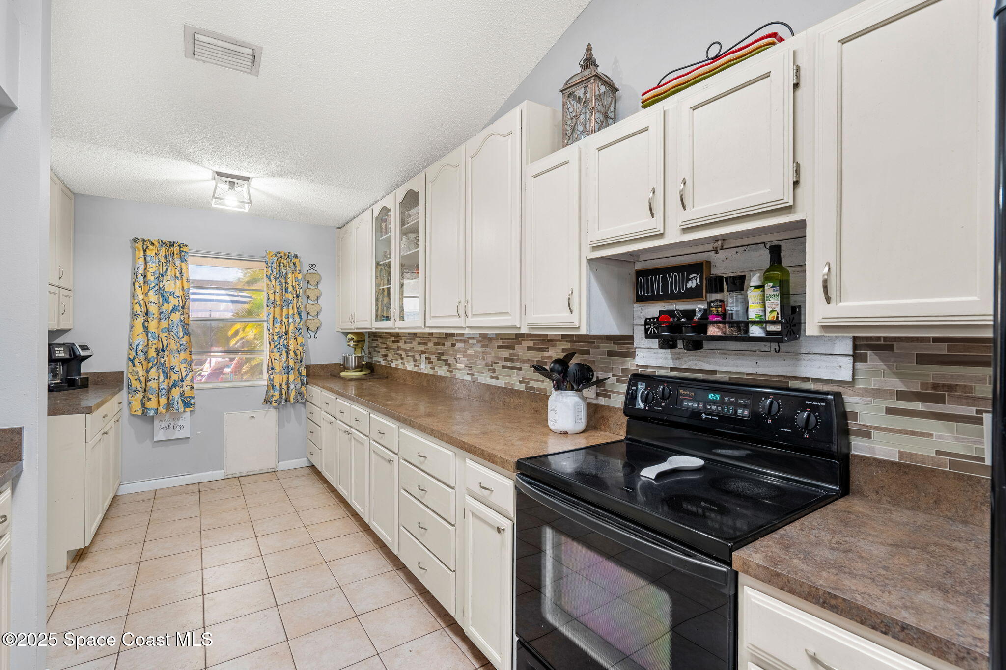 1201 Buffing Circle SE