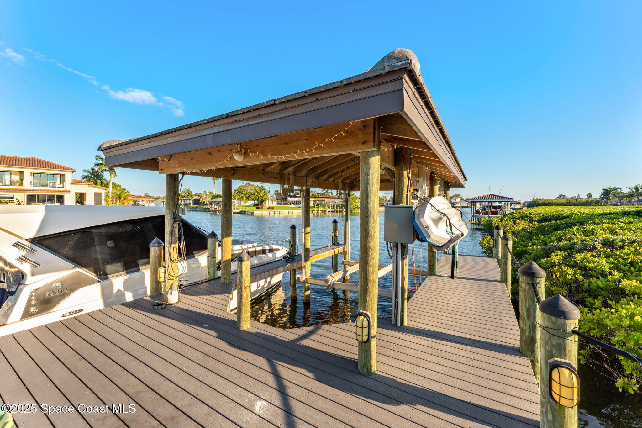 336 Lansing Island Drive