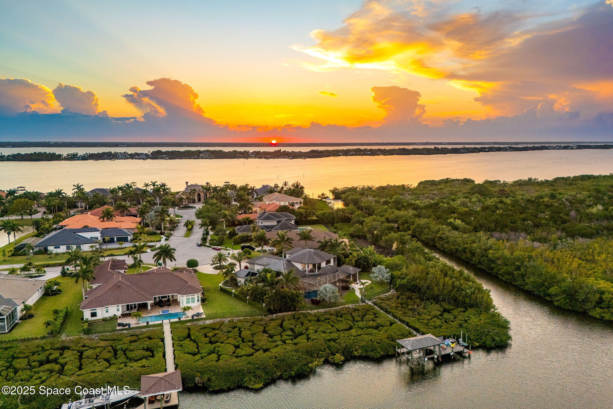 336 Lansing Island Drive