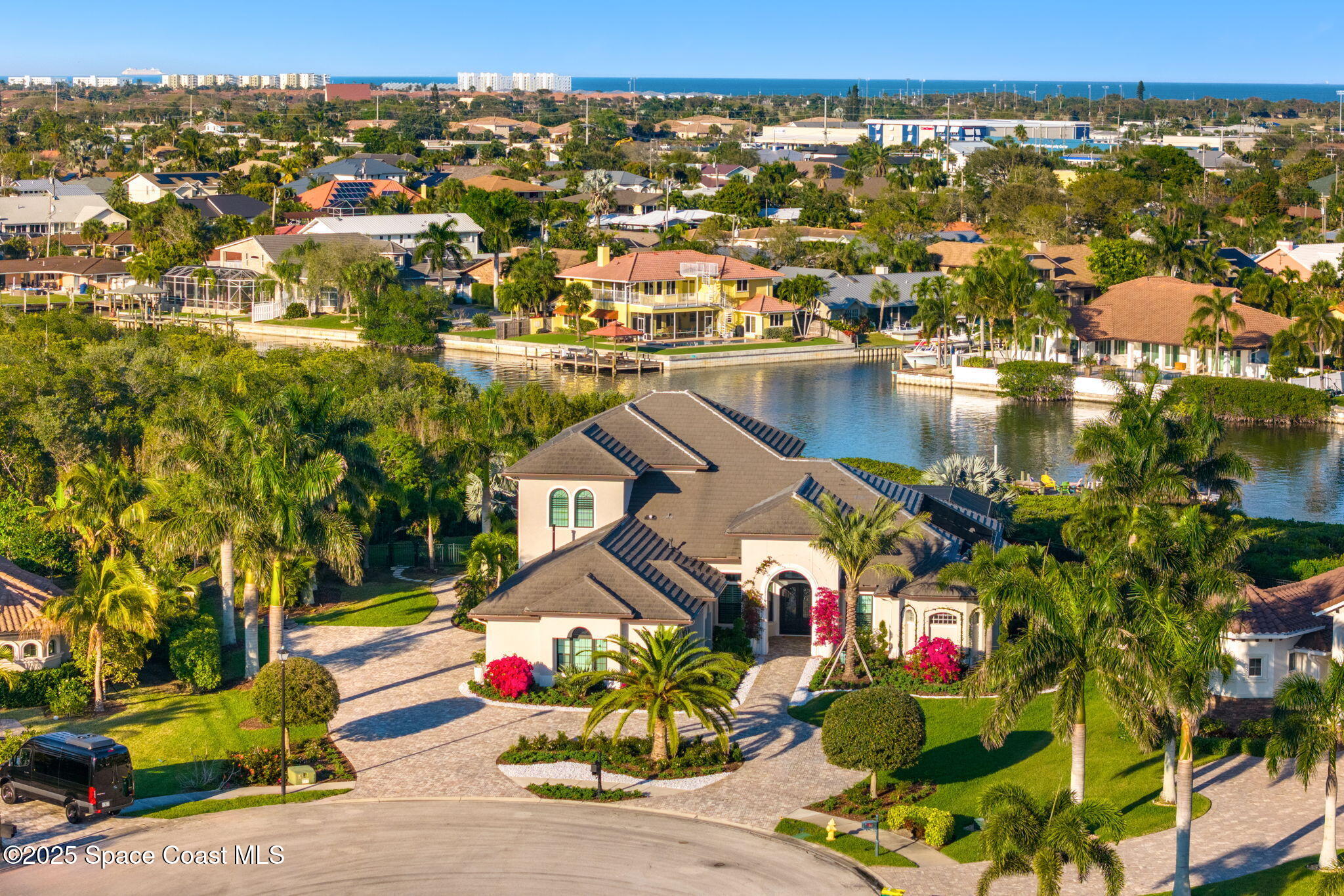 336 Lansing Island Drive