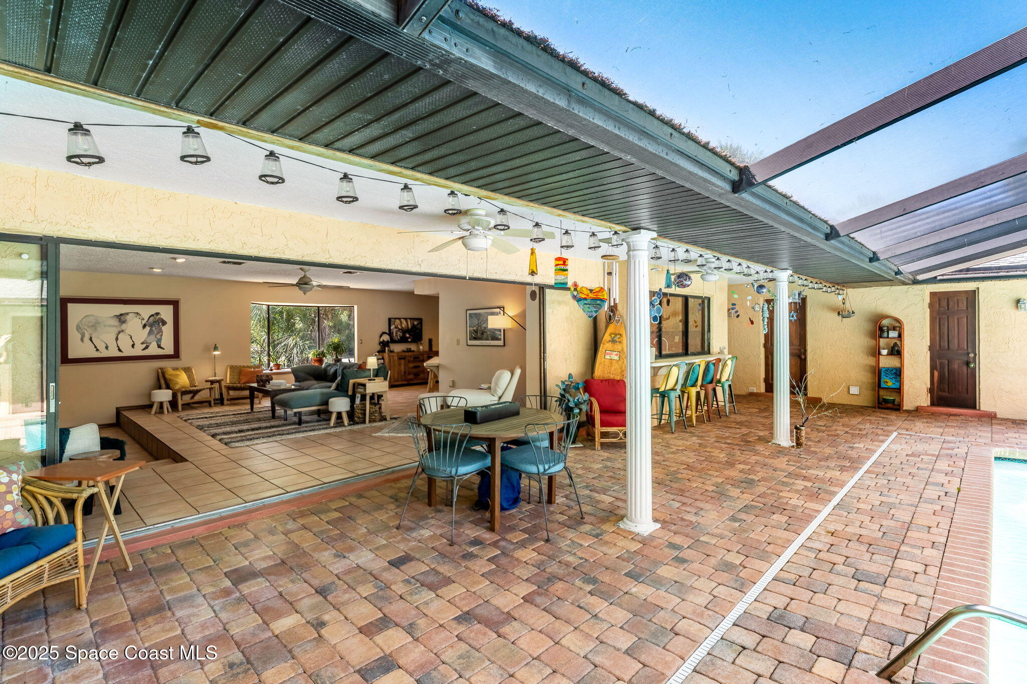 1475 S Oaks Drive
