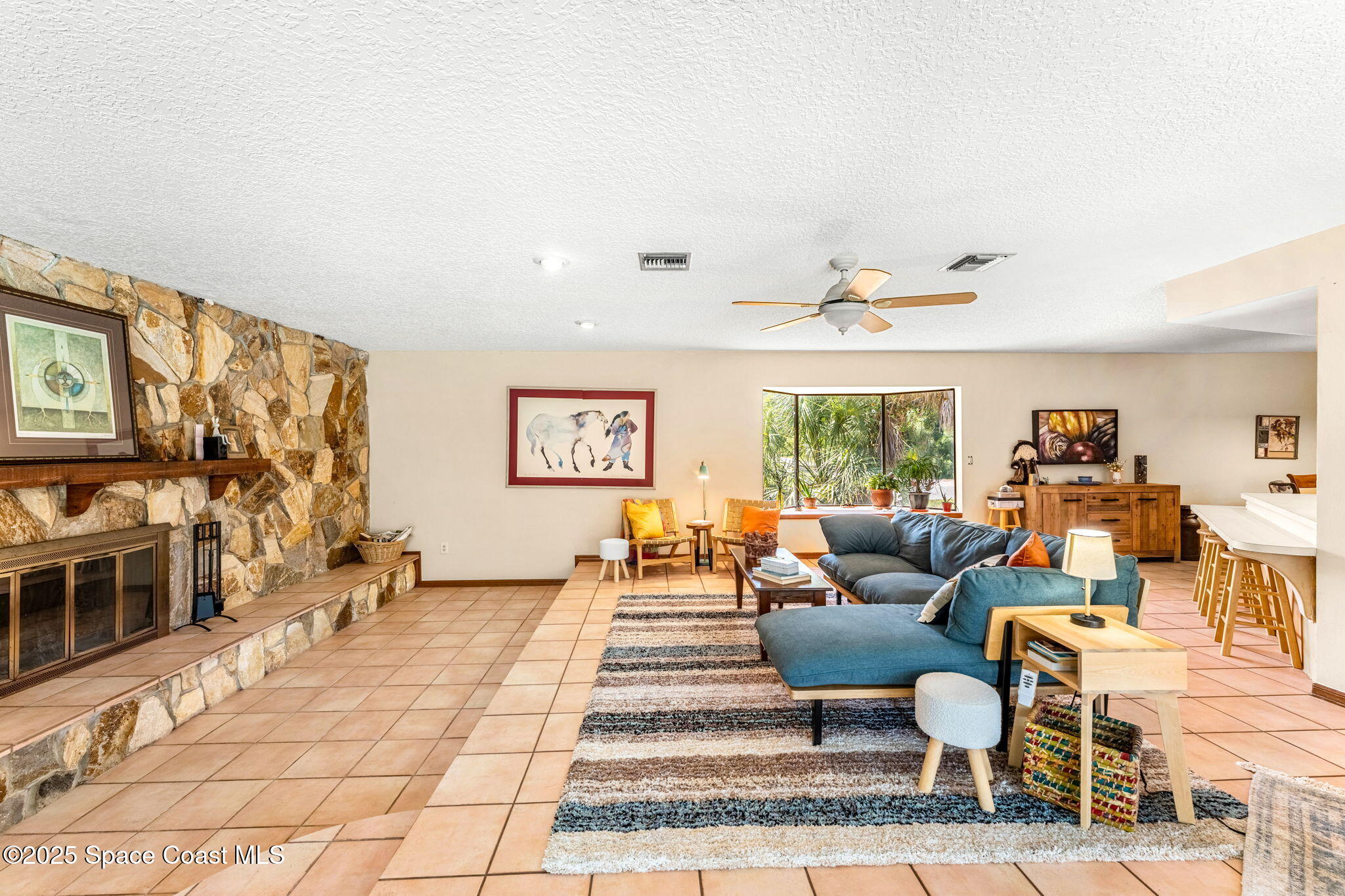 1475 S Oaks Drive