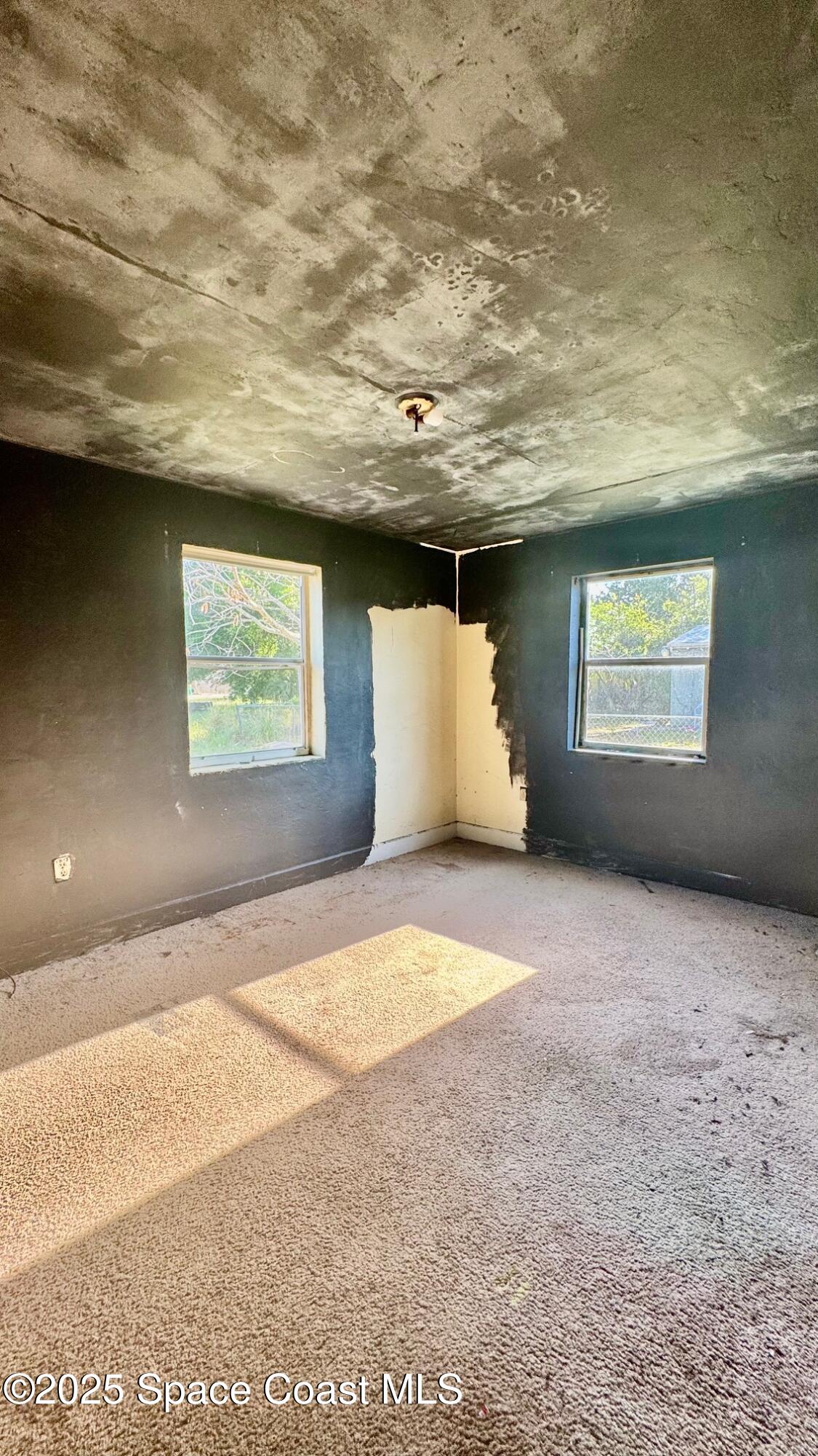1050 Broadmoor Drive