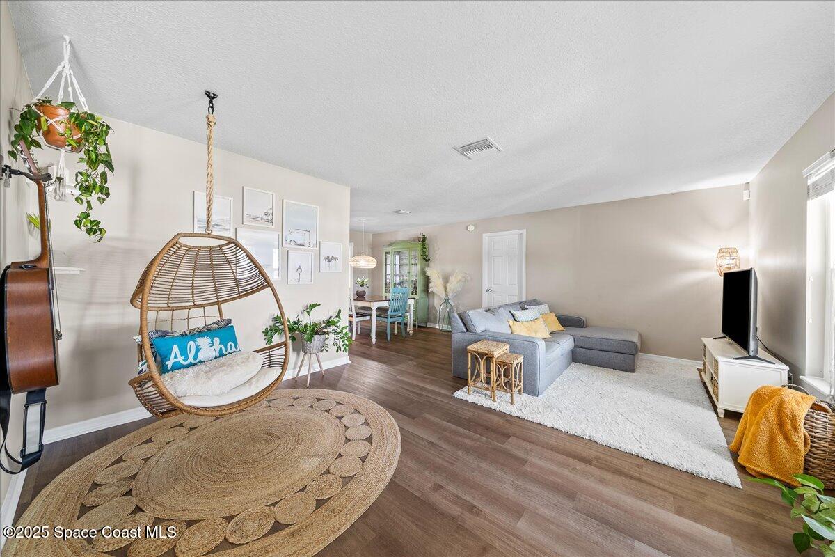 555 Coconut Street