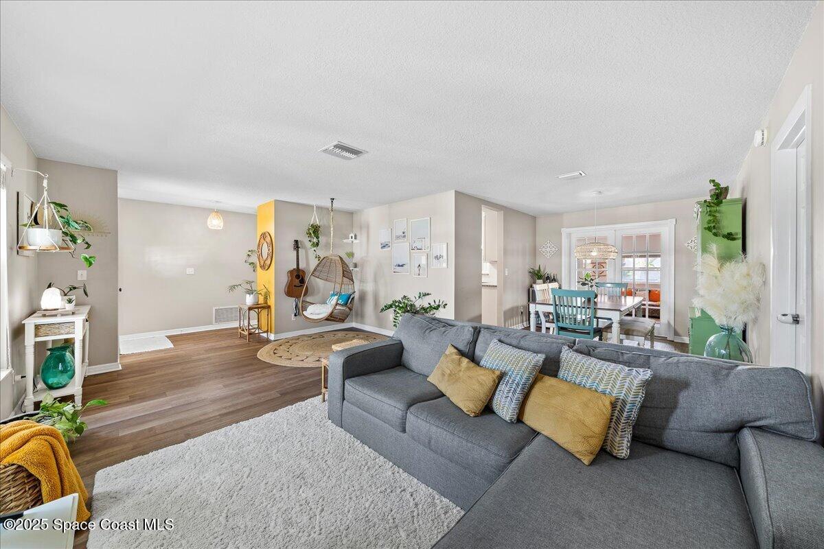 555 Coconut Street