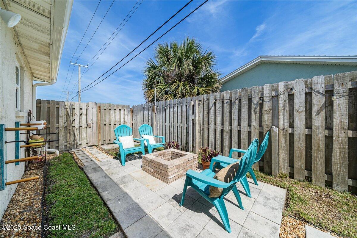 555 Coconut Street