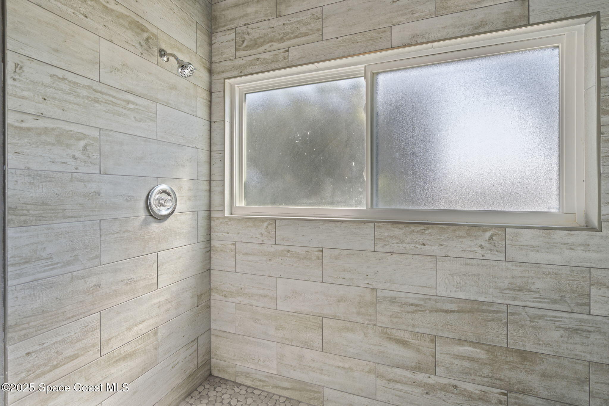 2589 S Highway A1a, 105