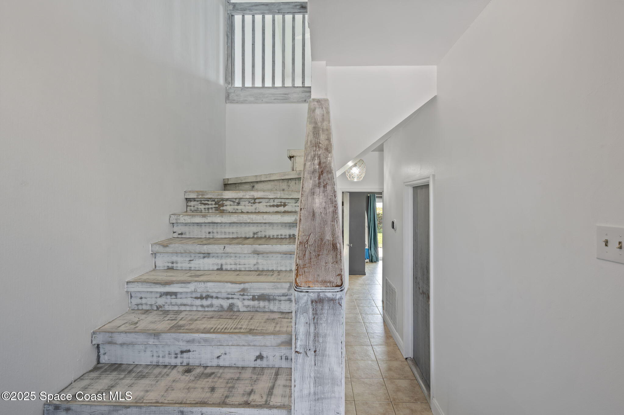 2589 S Highway A1a, 105