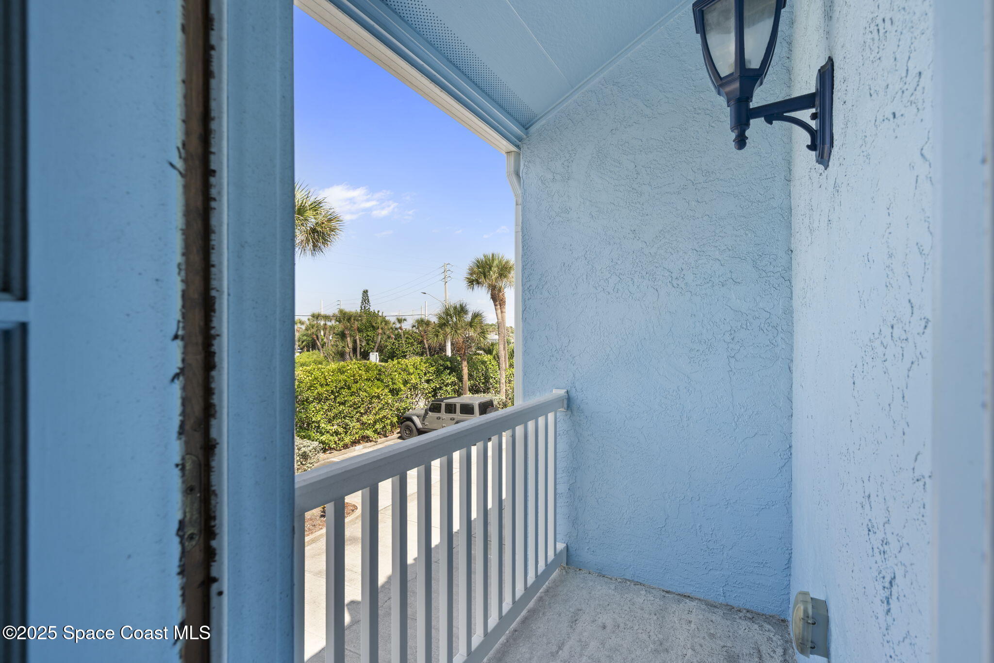 2589 S Highway A1a, 105