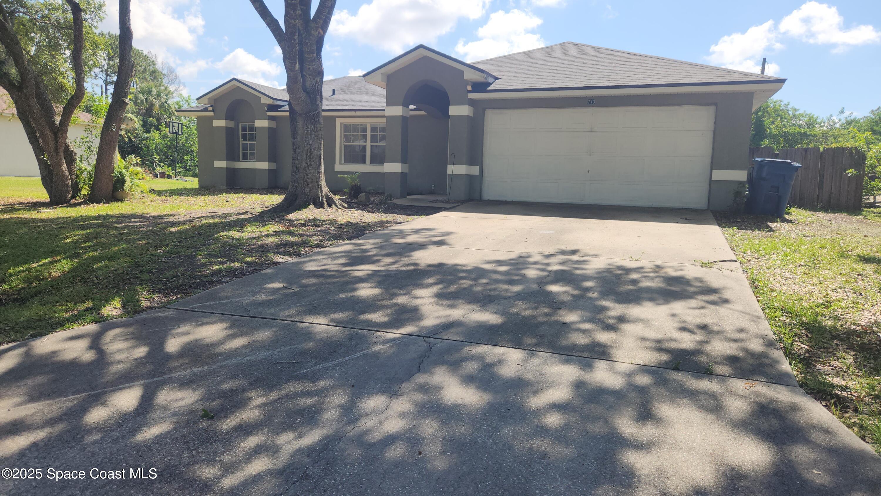773 Schuster Road SW