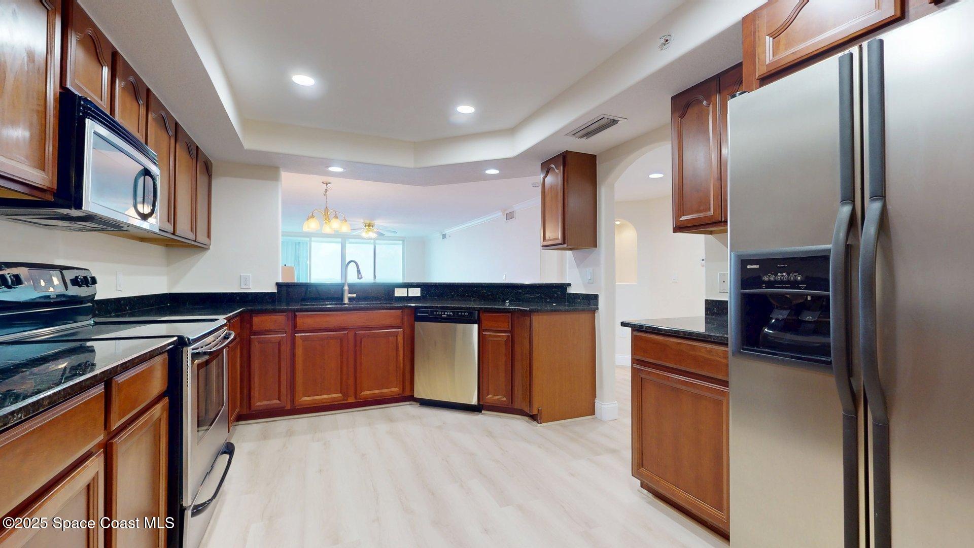 210 24th Street 302