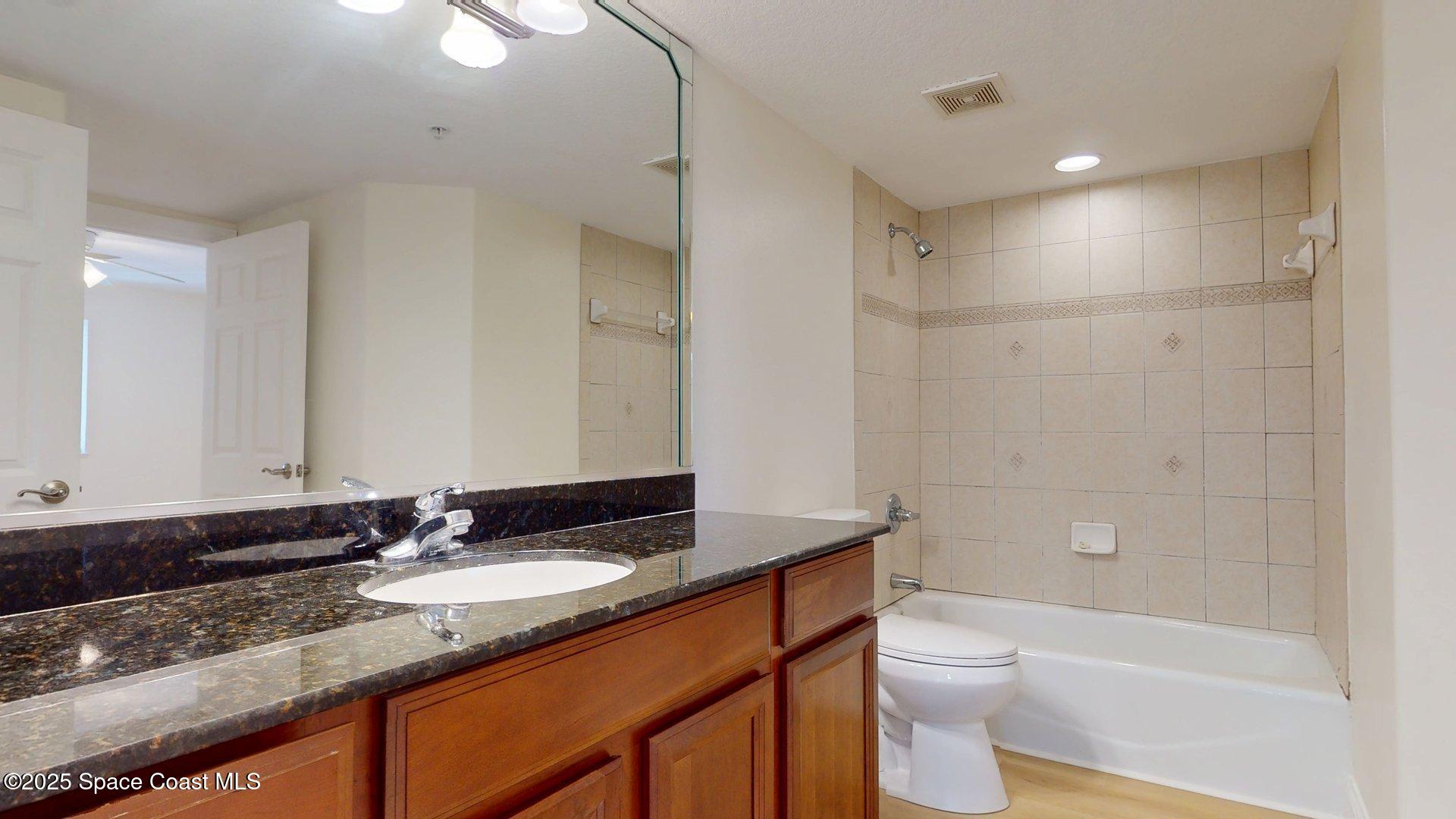 210 24th Street 302