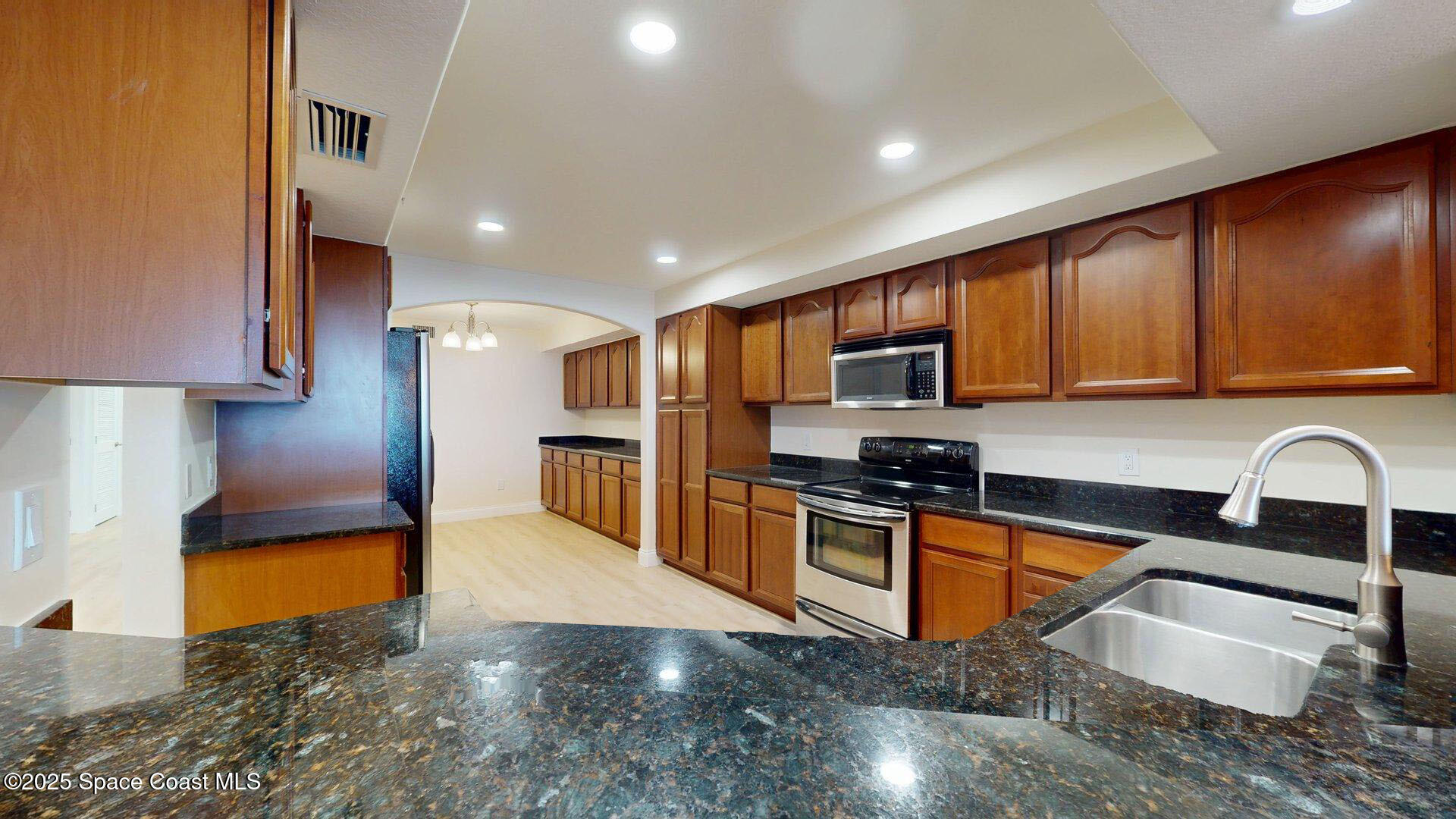 210 24th Street 302