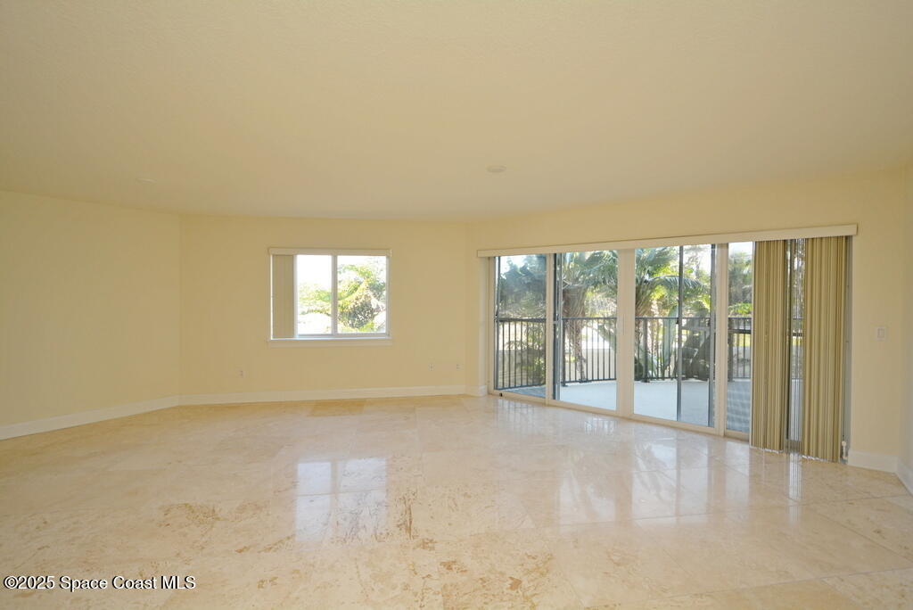 123 Lancha Circle, 101