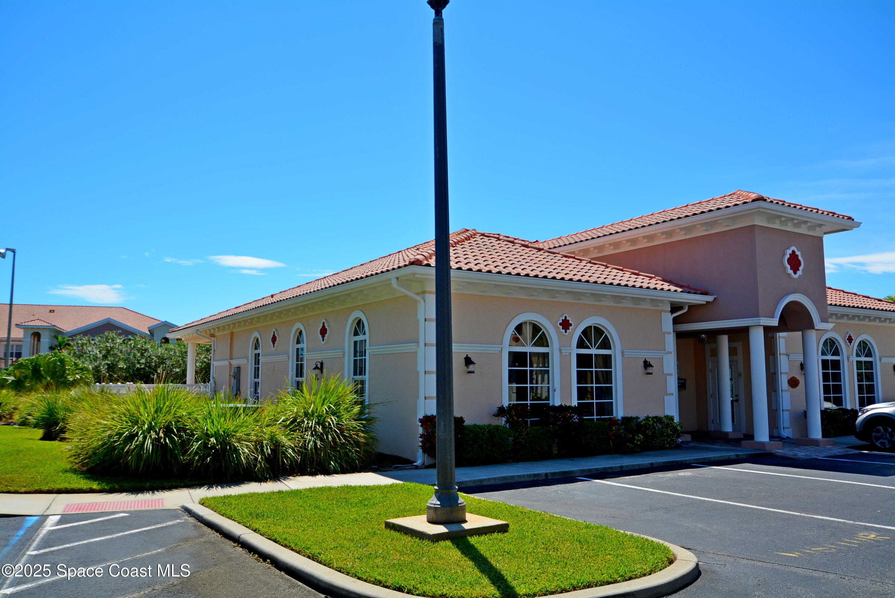 123 Lancha Circle, 101