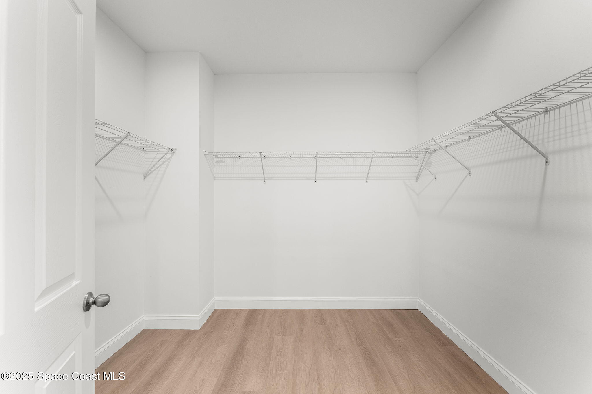563 Holmes Avenue NW