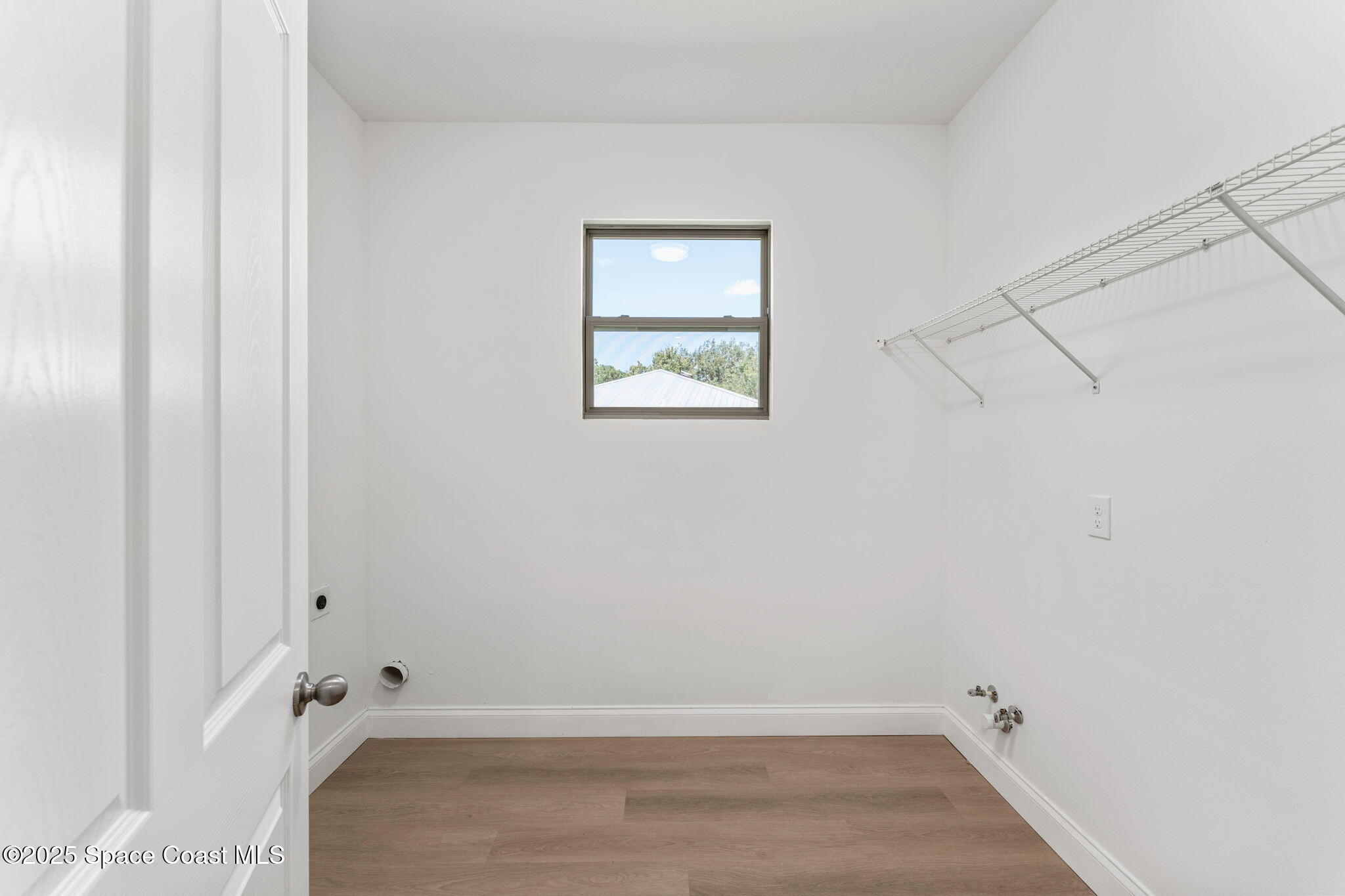 563 Holmes Avenue NW