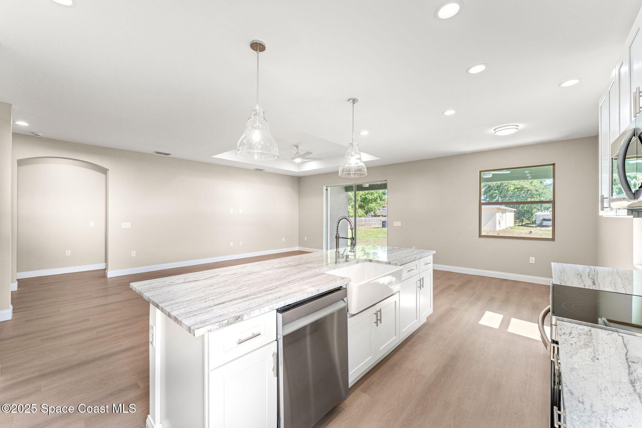 563 Holmes Avenue NW