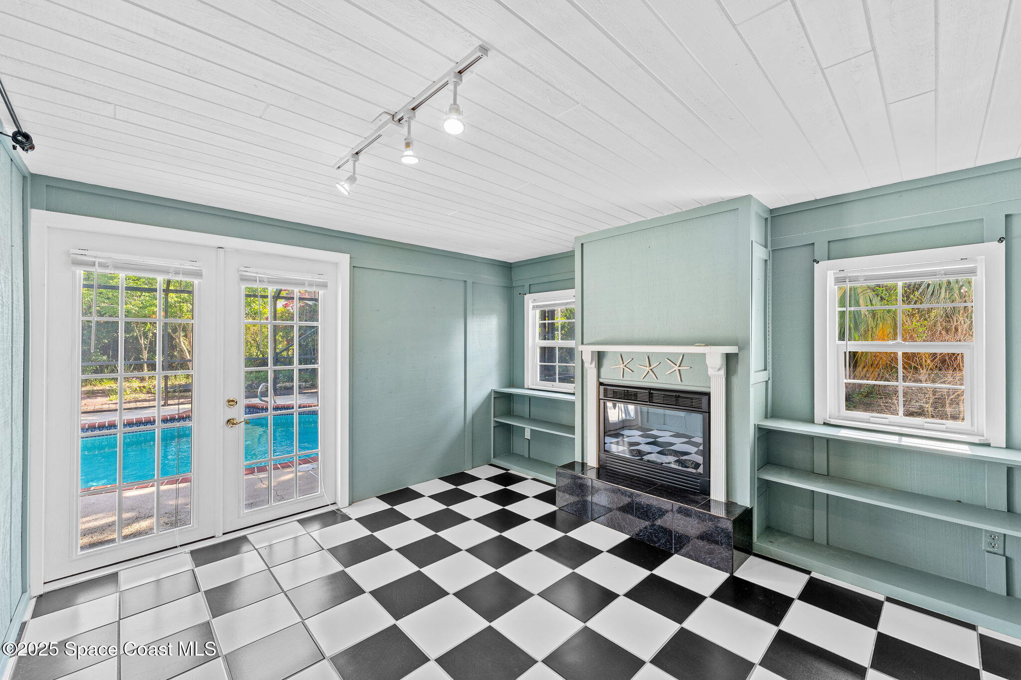 544 Solitaire Palm Drive