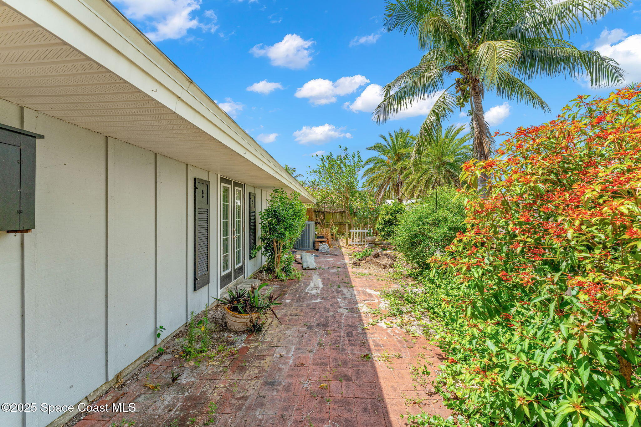 544 Solitaire Palm Drive
