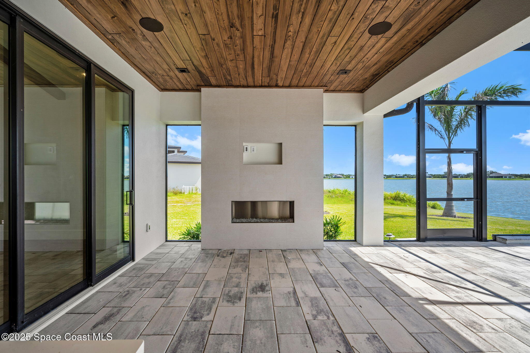 3717 Upper Floridian Way