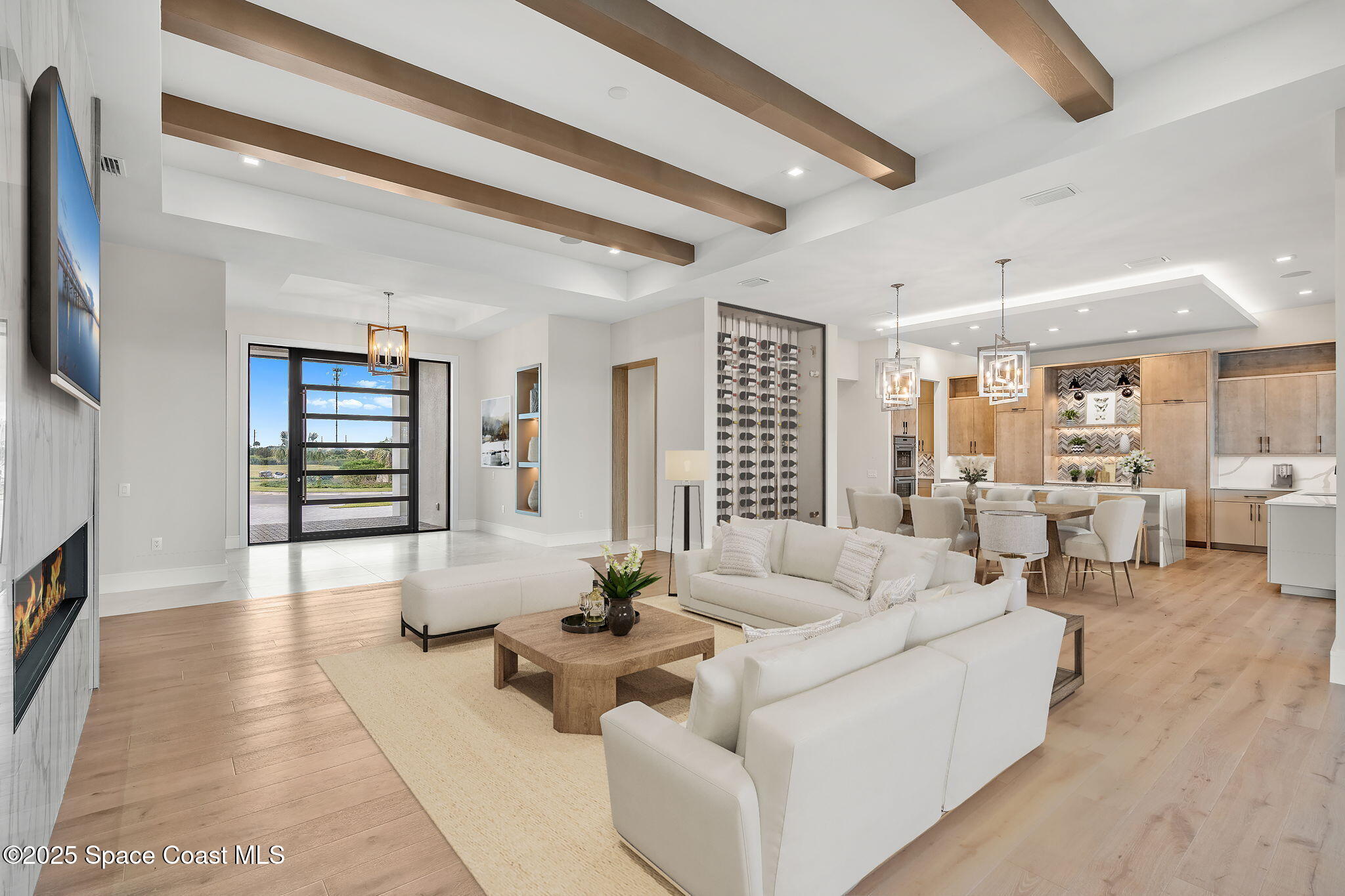 3717 Upper Floridian Way