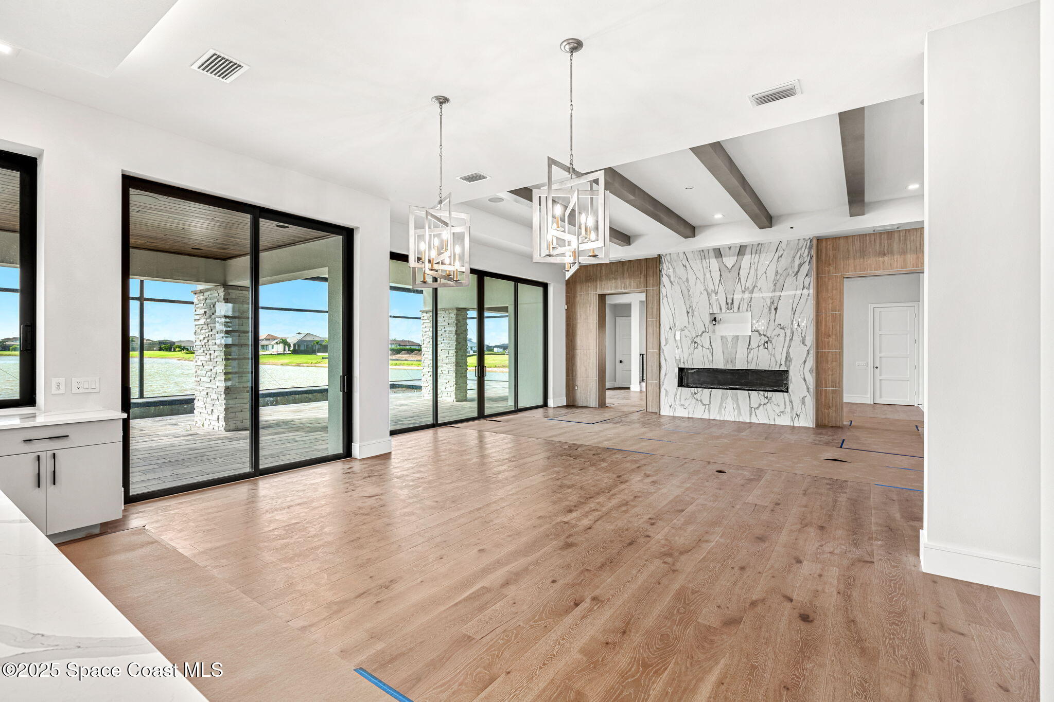 3717 Upper Floridian Way