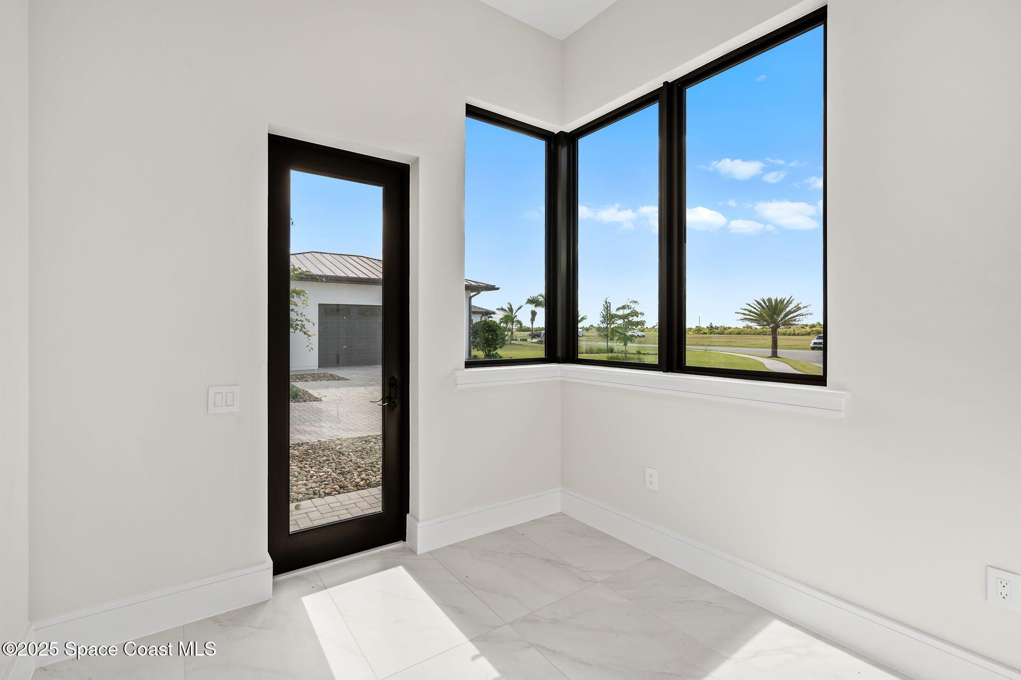 3717 Upper Floridian Way