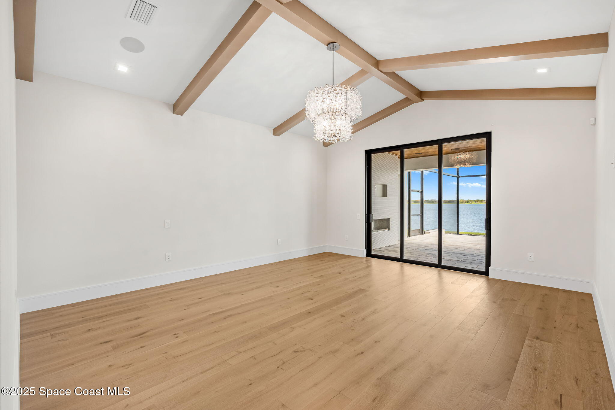 3717 Upper Floridian Way