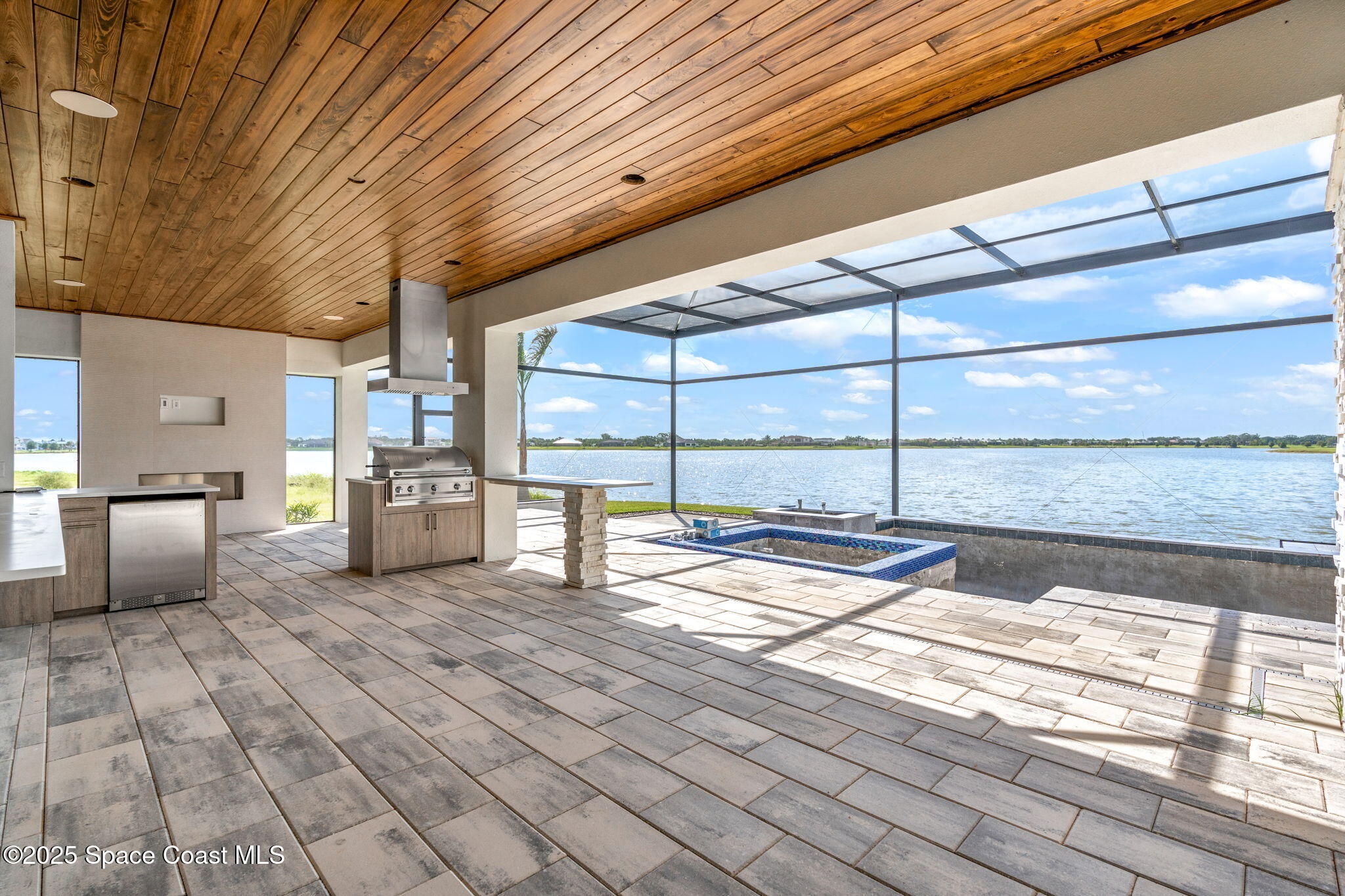 3717 Upper Floridian Way