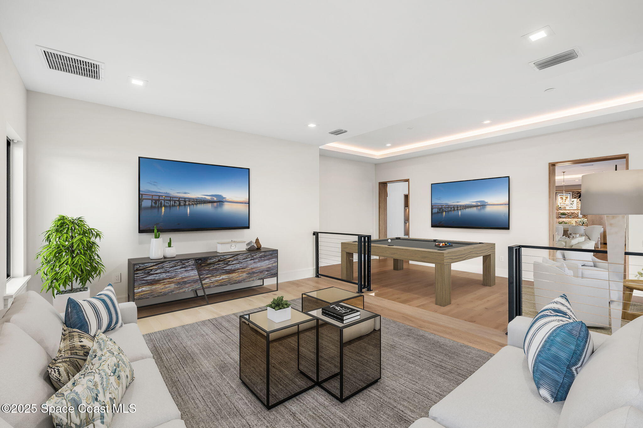 3717 Upper Floridian Way