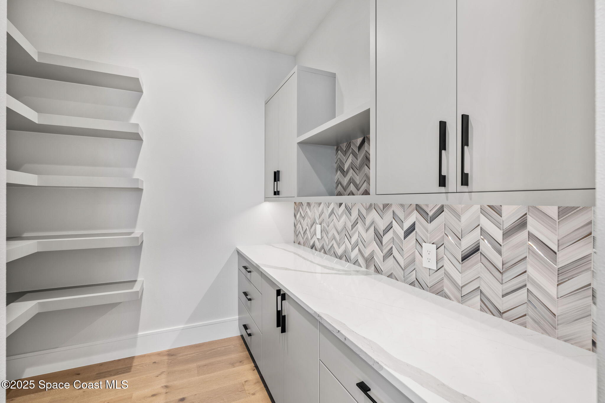 3717 Upper Floridian Way