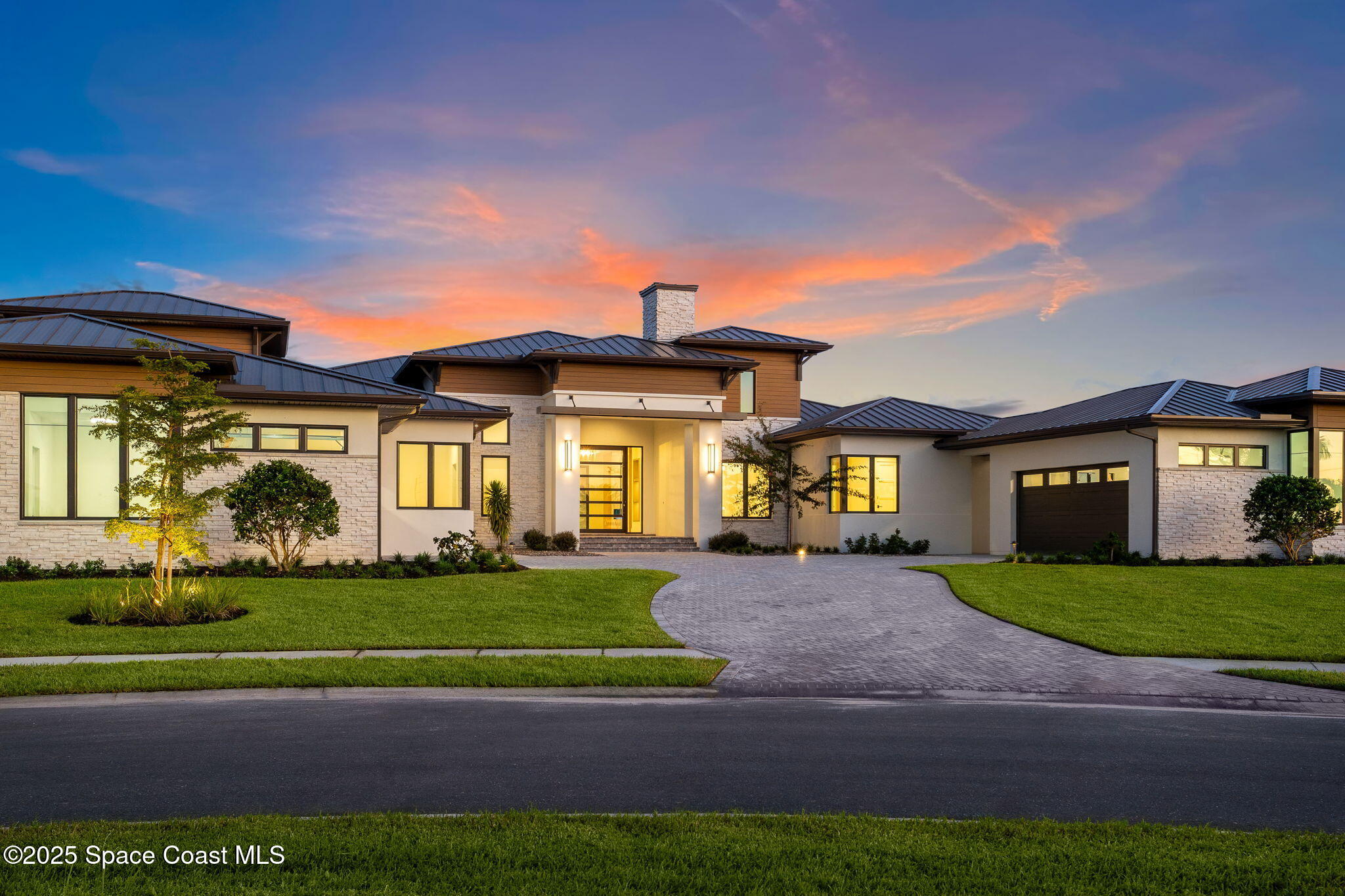 3717 Upper Floridian Way