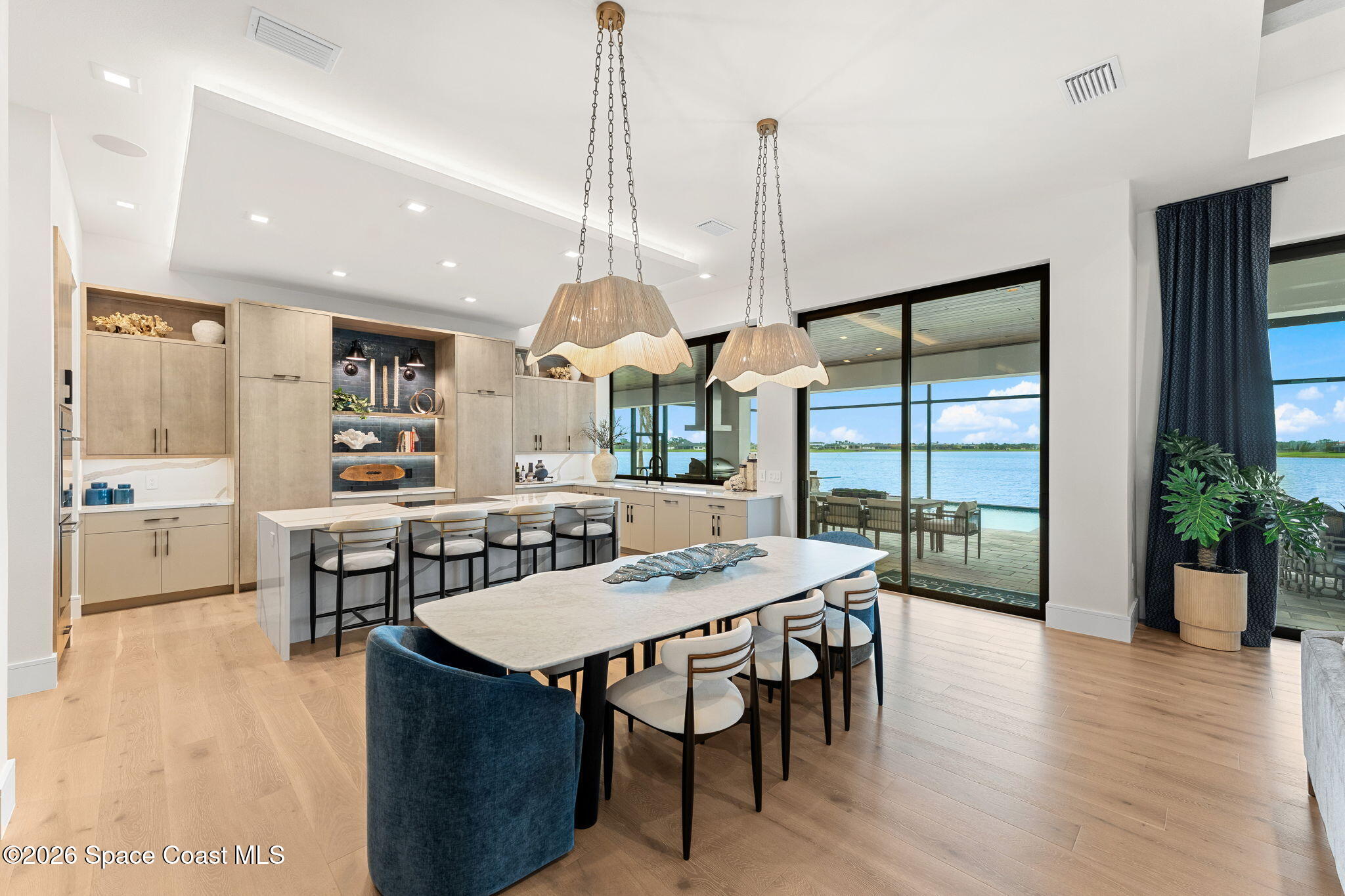 3717 Upper Floridian Way
