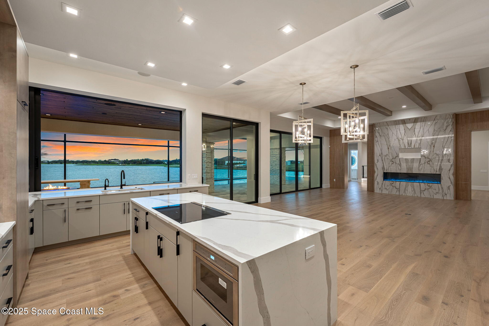 3717 Upper Floridian Way