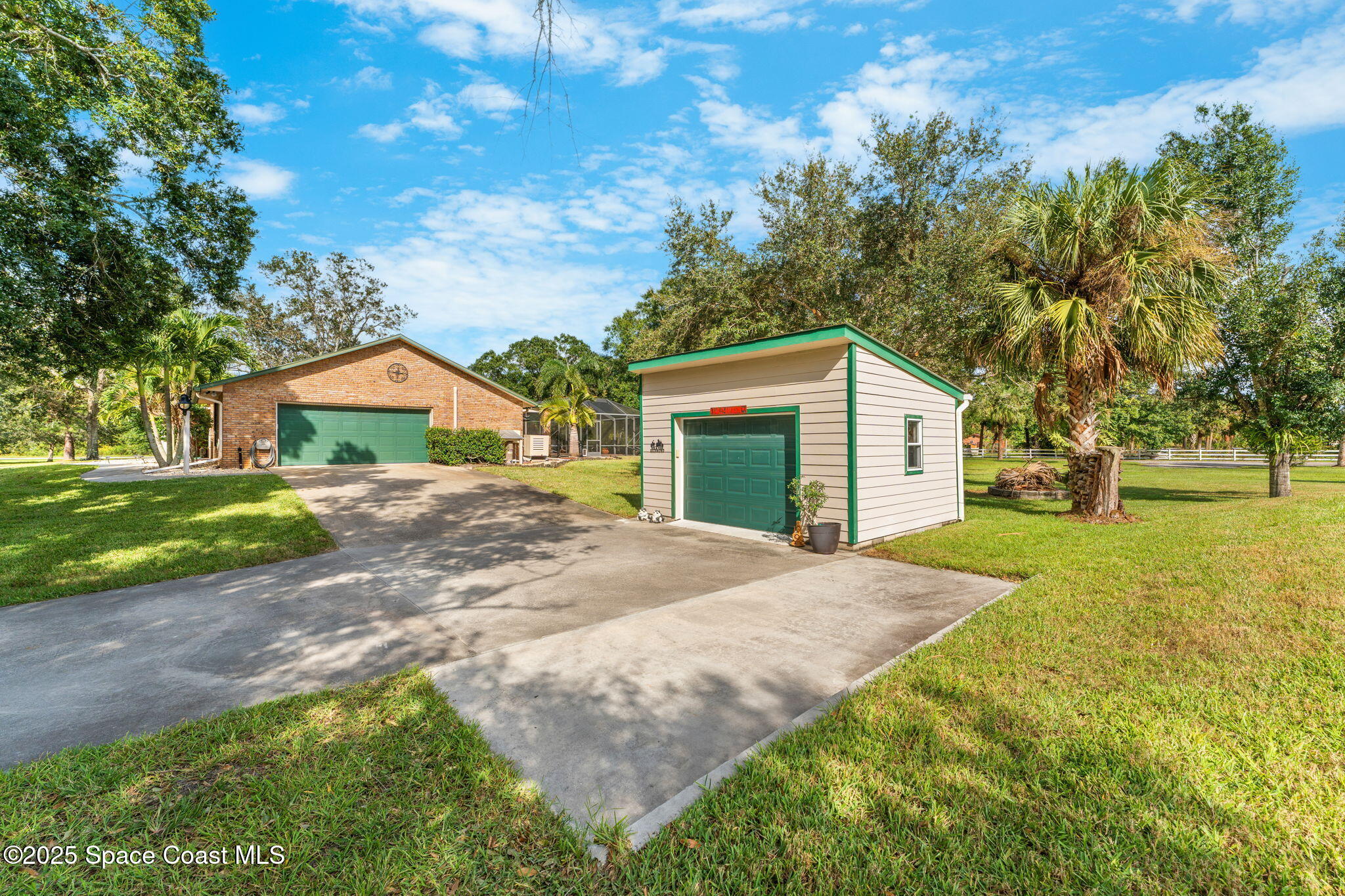 3535 Grant Road, Grant-Valkaria