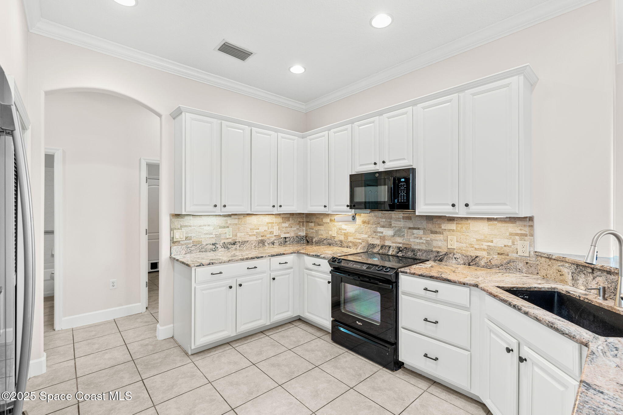 3121 Camberly Circle