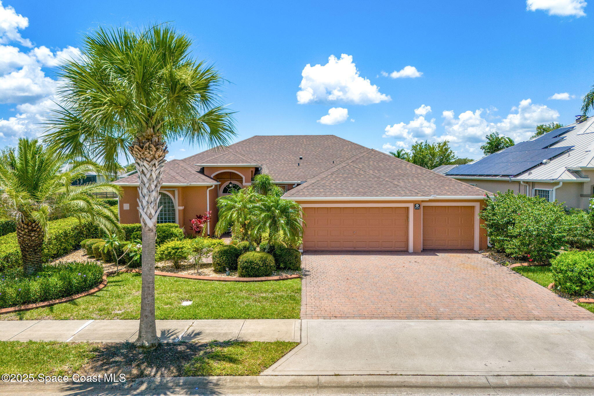 3121 Camberly Circle