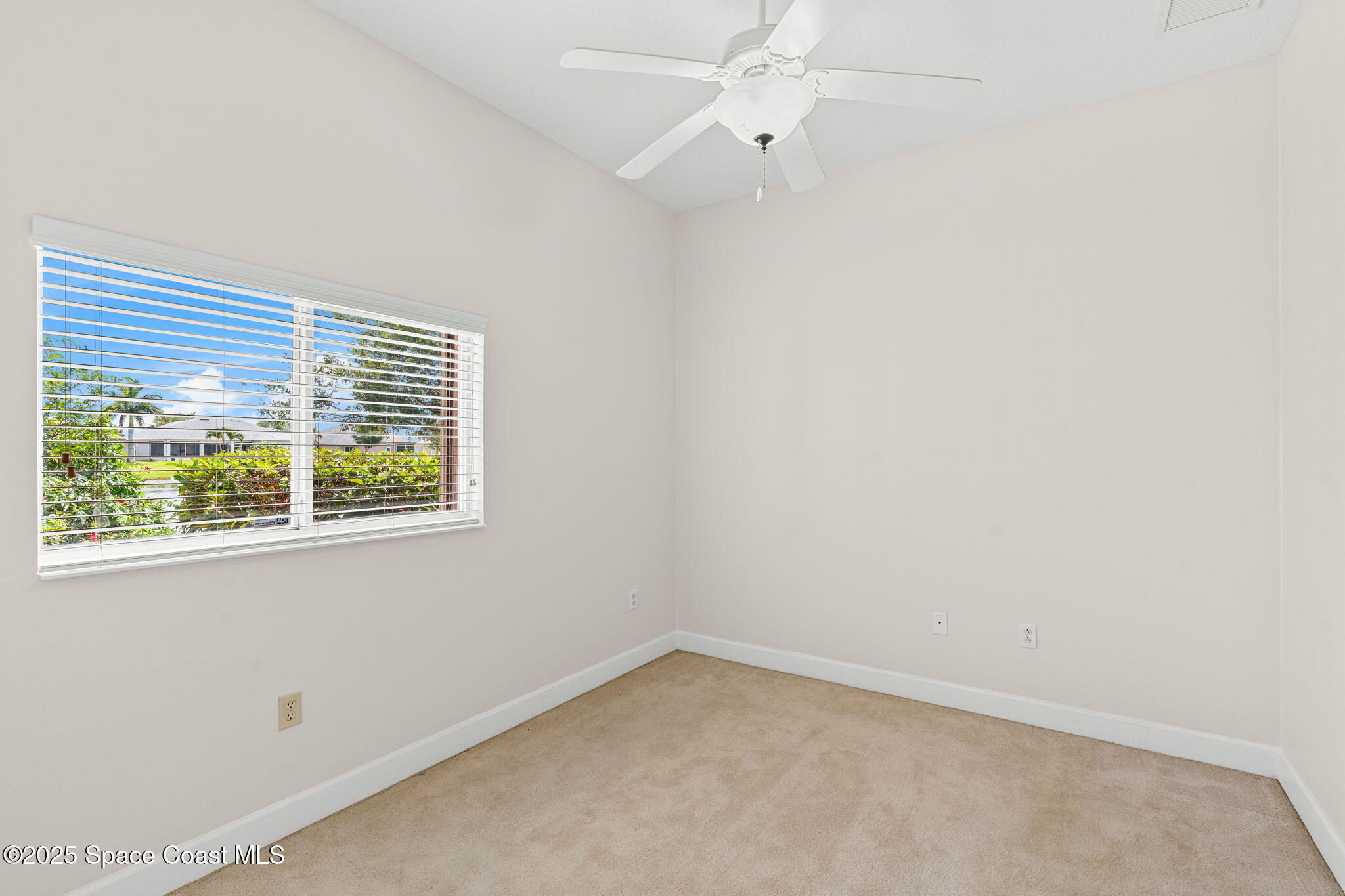 3121 Camberly Circle