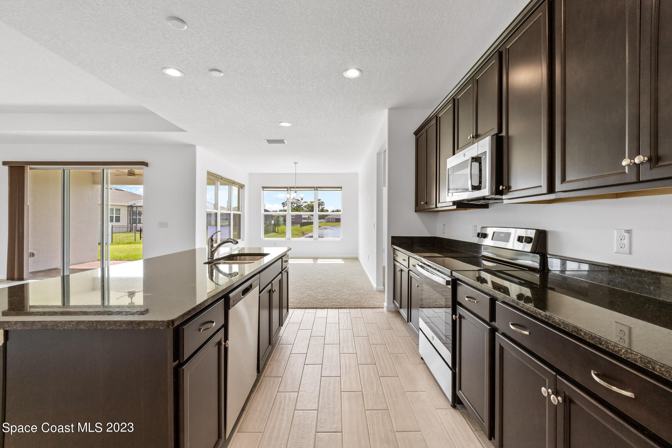 285 Loymer Circle