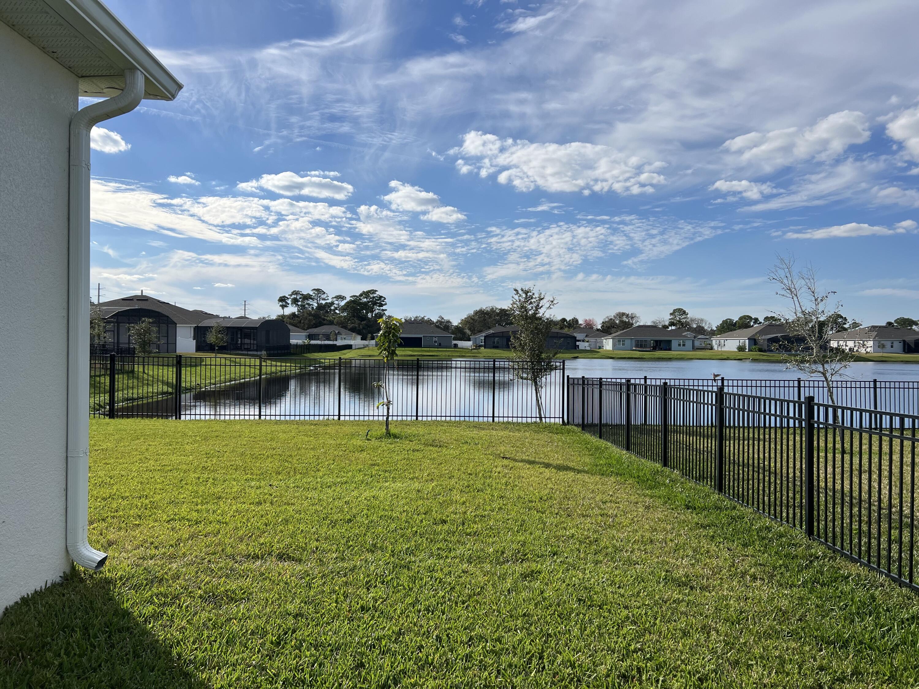 285 Loymer Circle