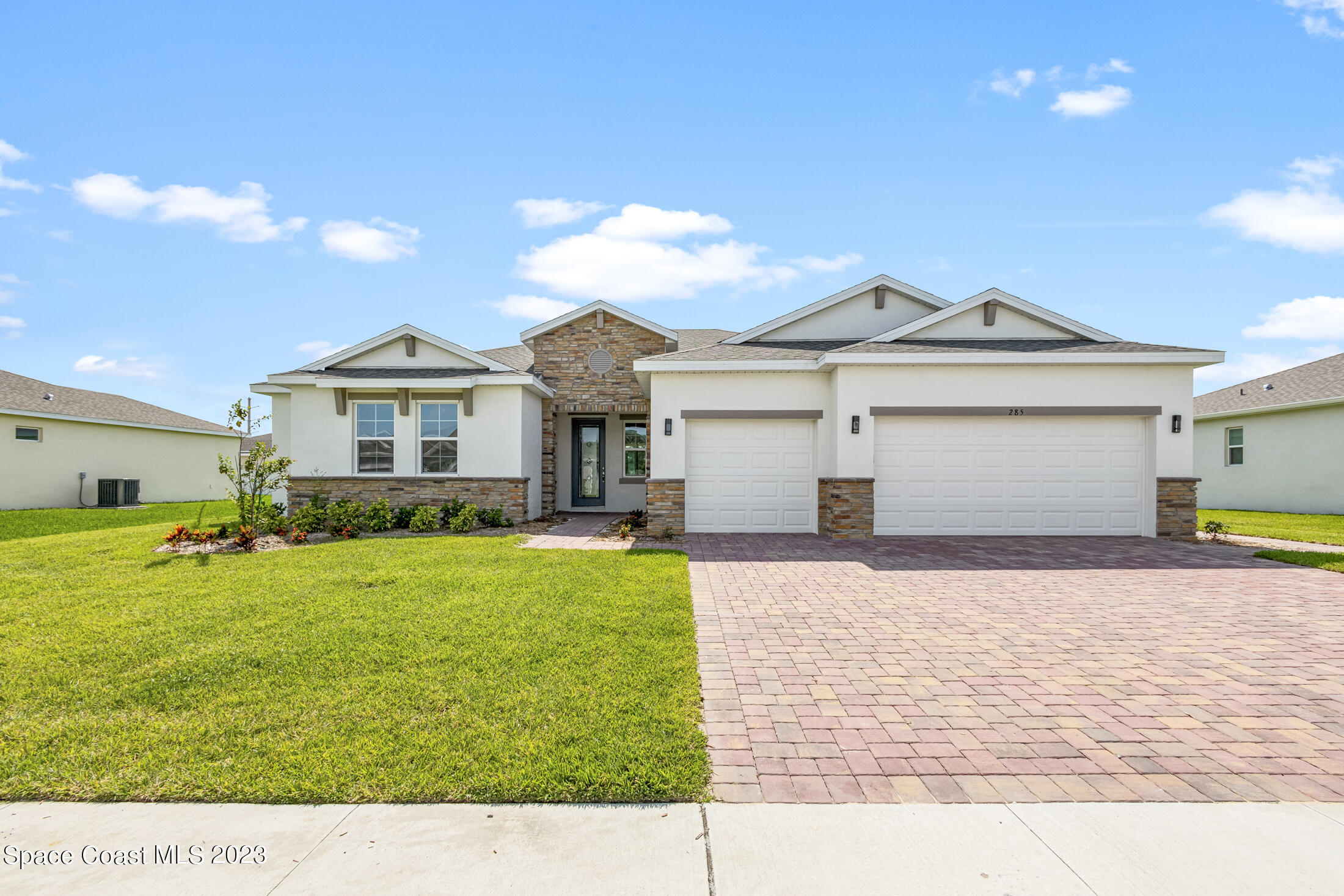 285 Loymer Circle